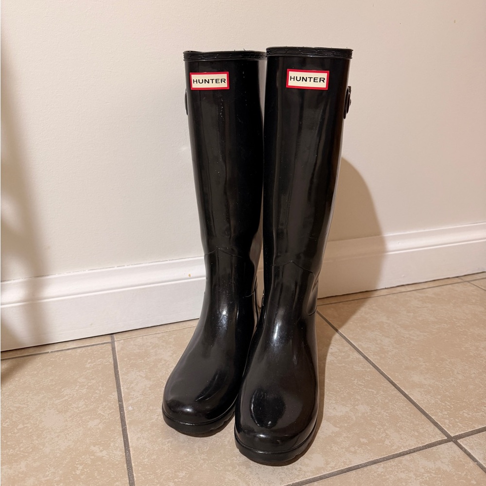 Hunter Glossy Black Rain Boots